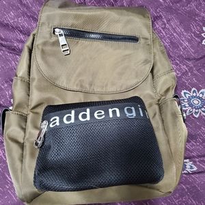 Madden girl back pack